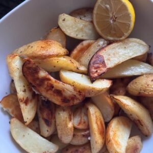 Truly Yummy Lemon Garlicky Potatoes