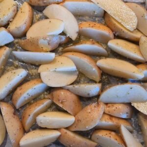 Truly Yummy Lemon Garlicky Potatoes