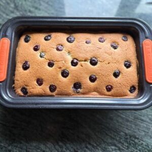 Truly Yummy Lemon & Blueberry Cake