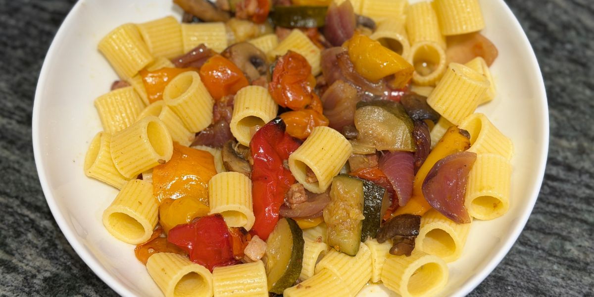 Truly Yummy Veg Pasta (with bacon)