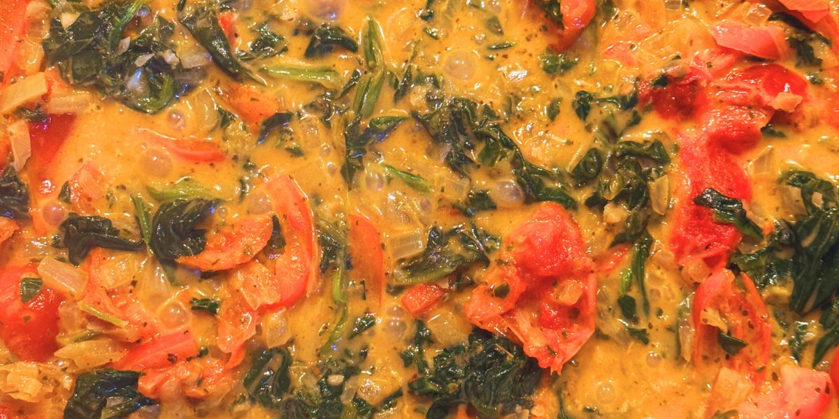 Truly Yummy Creamy Tomato Pasta Sauce