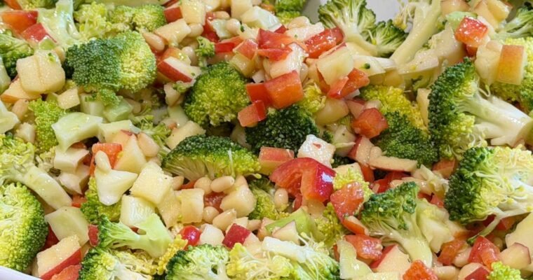 Truly Yummy Broccoli Salad